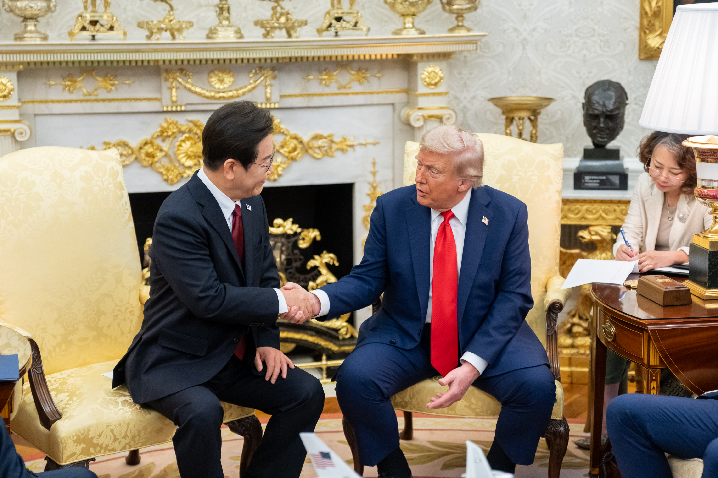 South Korea commits $350 Billion to U.S. strategic industries following Trump tariff pressure